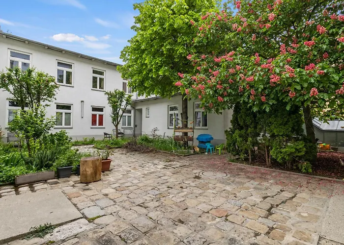 1 Bedroom Garden Near Schoenbrunn *